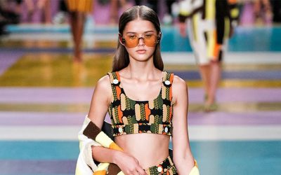 Let’s go to the beach! Fashion pills from past fashion shows for the end of the Summer 2017