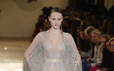 Settimana dell’Alta Moda Primavera 2018: il gioco della natura di Iris Van Herpen