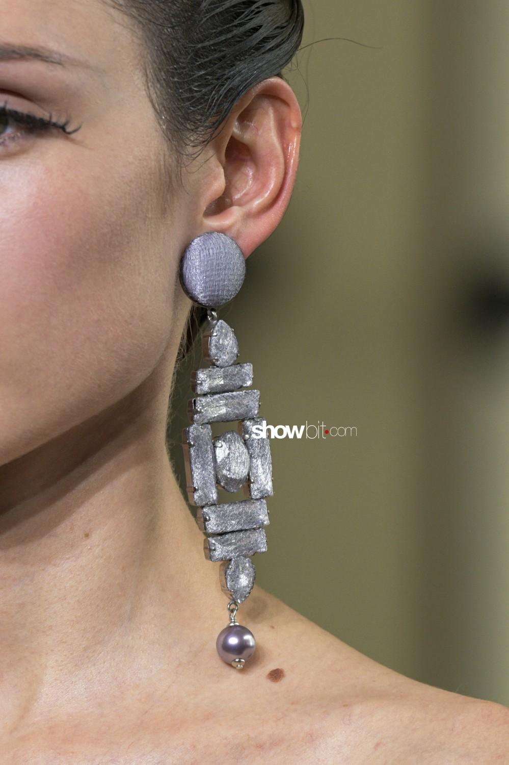 Giorgio Armani Privé close-up Haute Couture Fall Winter 2019 Paris Accessories